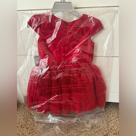 2T Disney red dress - Picture 2 of 4
